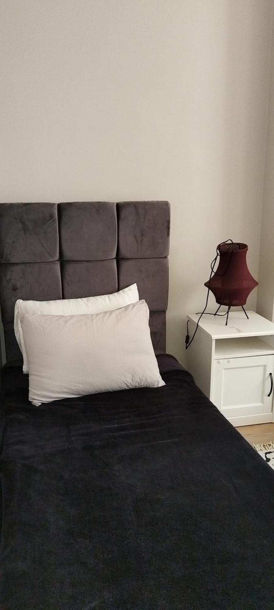 Fakhr Apartment *